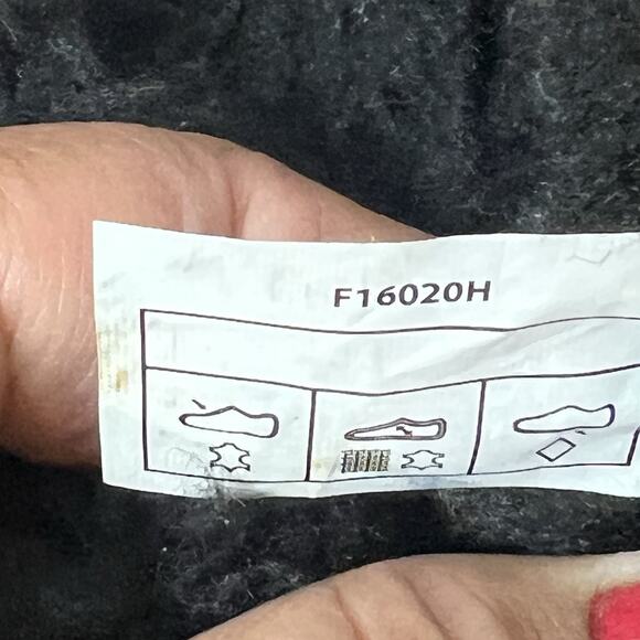 Koolaburra by UGG Womens Sz 7 Black Suede Tall Boots Faux Fur Trim Sherpa Lining - Picture 11 of 11